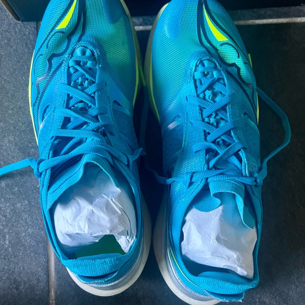 Saucony Blue and Yellow Athletic Shoes